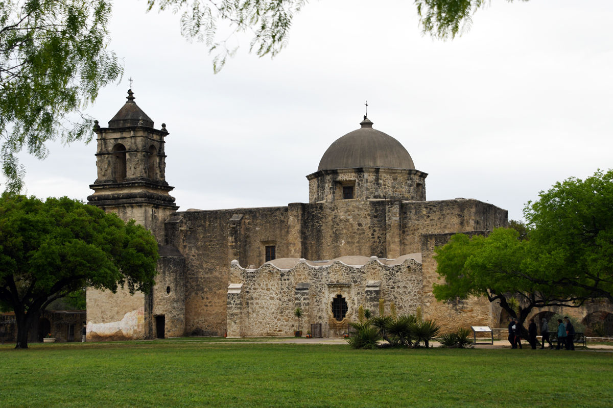 107 The San Jose Mission Church was built in 1720 on the banks of the San Antonio River..JPG
